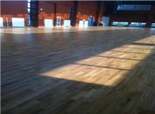 锦州舞台运动木地板厂家 打造耐用专业的运动地板选择